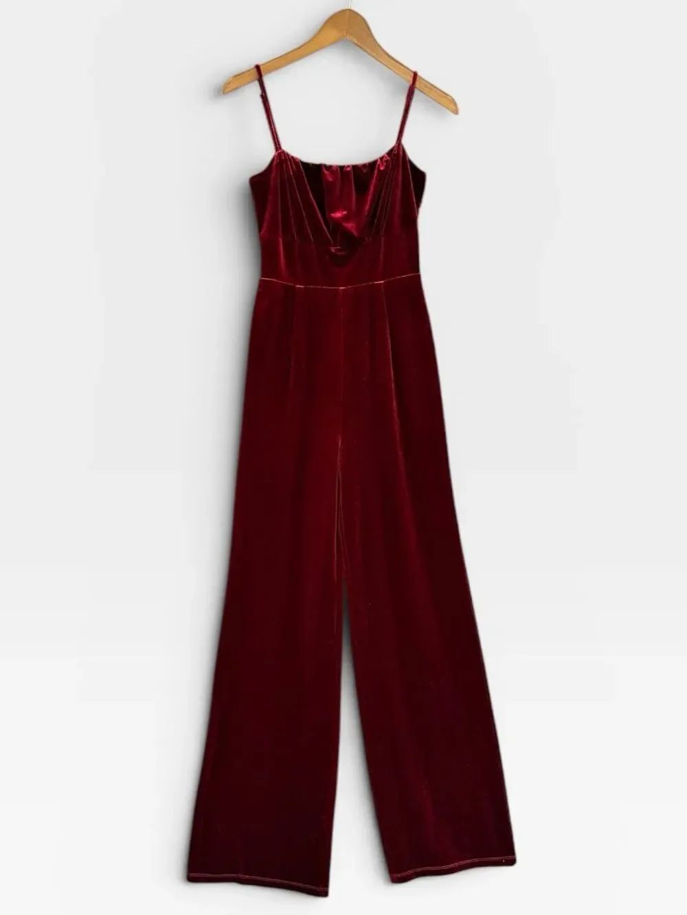 🎉5 for $45🎉 Lulus velvet jumpsuit romper size XS